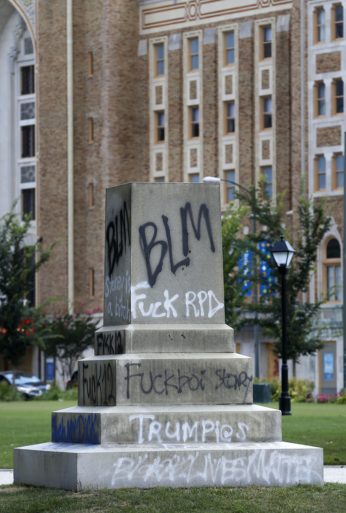 202007XX_MET_PEDESTALS_AWE10